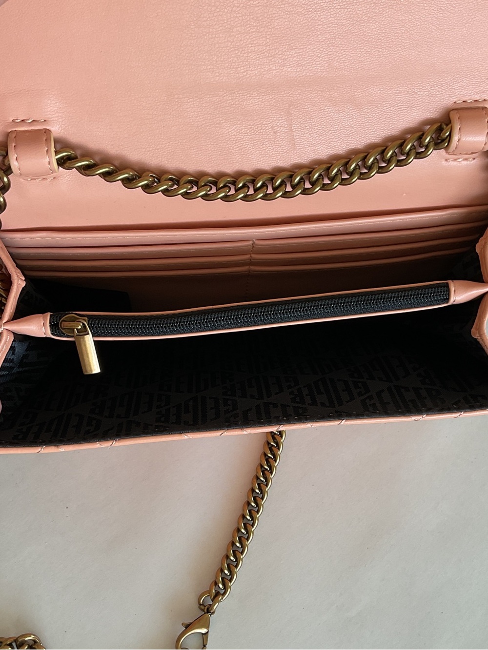 KURT GEIGER Quilted Peach Leather Chain Crossbody | Shoulder Bag - Picture 12 of 16